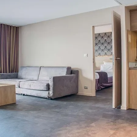 Western Les Aureliades Saint Nazaire 3* 特里尼亚克