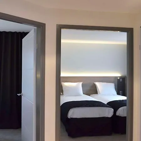 Western Les Aureliades Saint Nazaire 3* 特里尼亚克