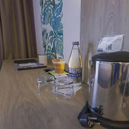 Western Les Aureliades Saint Nazaire 酒店 3*