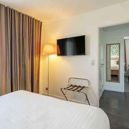 Western Les Aureliades Saint Nazaire 酒店 特里尼亚克