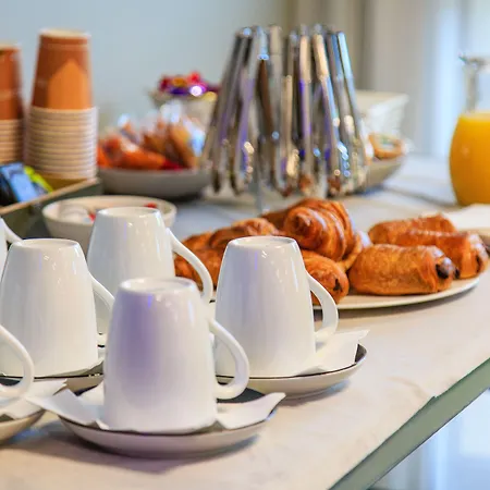 Western Les Aureliades Saint Nazaire