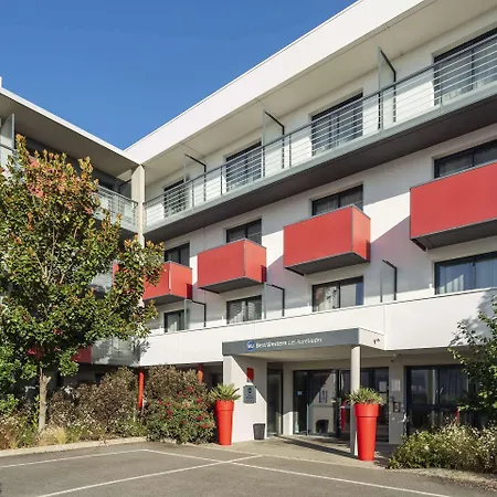 Отель Western Les Aureliades Saint Nazaire Триньяк
