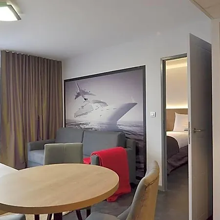 Отель Western Les Aureliades Saint Nazaire 3*