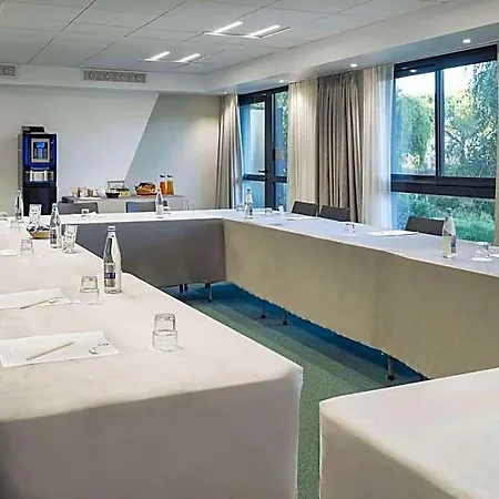 Western Les Aureliades Saint Nazaire Отель 3*