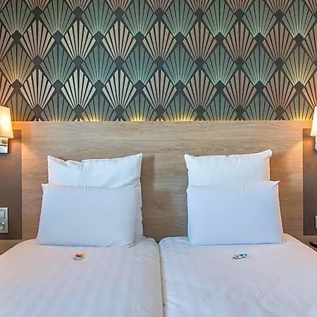 Western Les Aureliades Saint Nazaire 호텔 3*