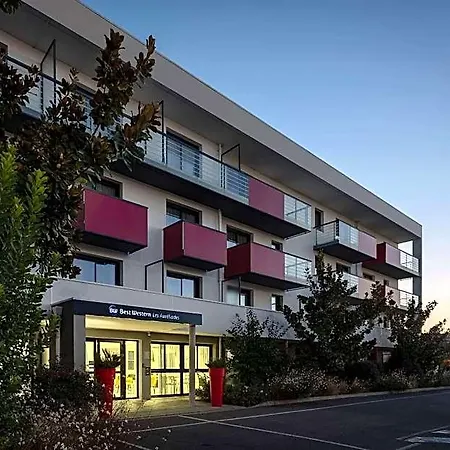 Western Les Aureliades Saint Nazaire Триньяк
