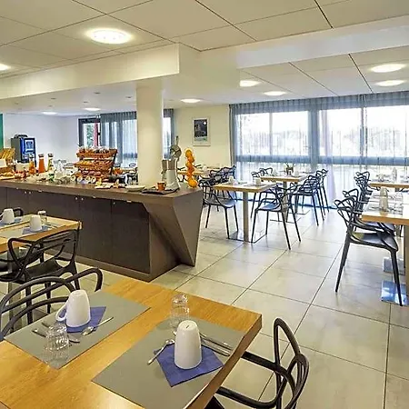 Western Les Aureliades Saint Nazaire Отель 3*