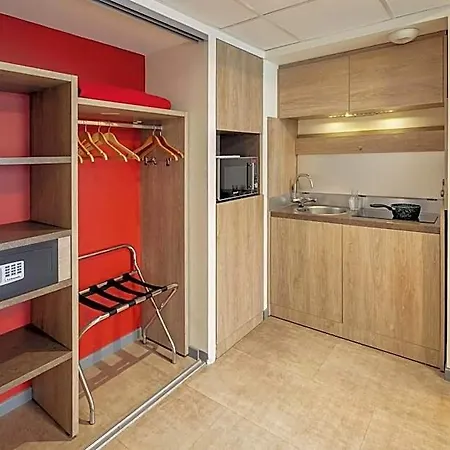 Western Les Aureliades Saint Nazaire Отель