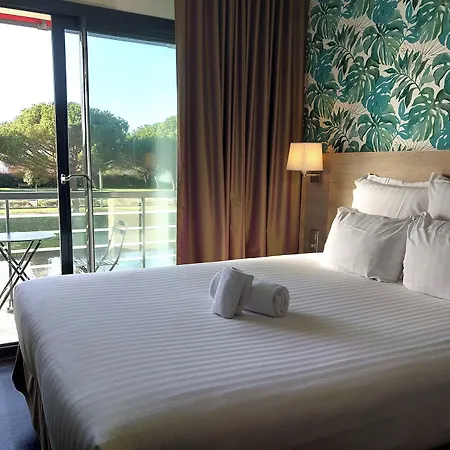 Отель Western Les Aureliades Saint Nazaire 3*