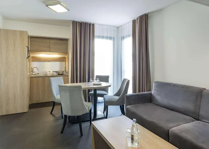 Western Les Aureliades Saint Nazaire Hotel 3*
