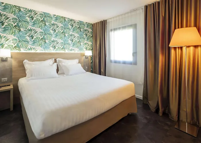 Western Les Aureliades Saint Nazaire Hotel